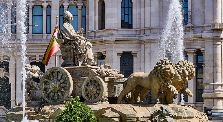 descubre-madrid-a-pie-en-un-recorrido-unico-completo-es-7