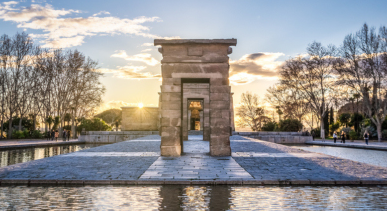 descubre-madrid-a-pie-en-un-recorrido-unico-completo-es-9