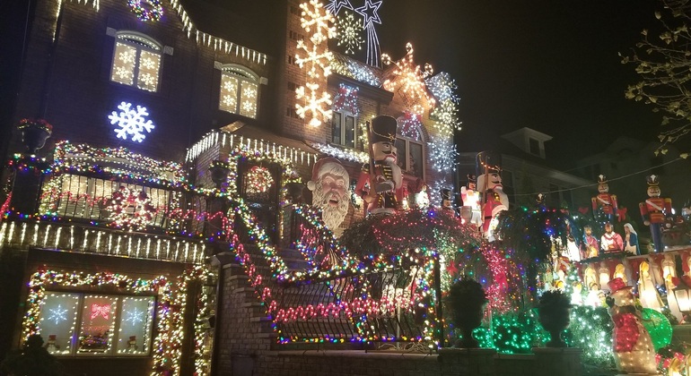 Il paese delle meraviglie natalizie di Dyker Heights Stati Uniti — #1