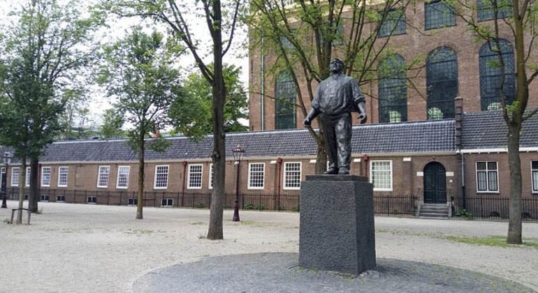 the-jewish-quarter-wwii-the-anne-frank-story-en-1