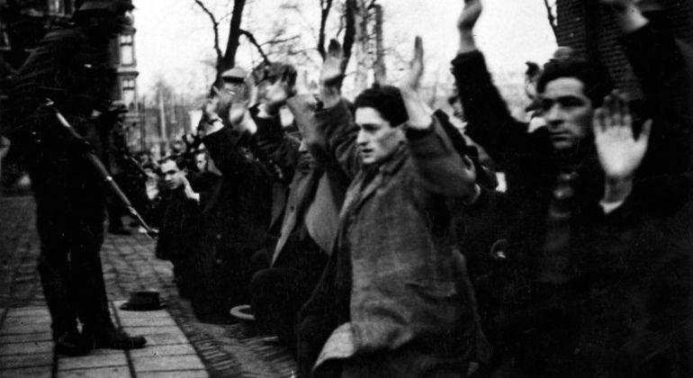 the-jewish-quarter-wwii-the-anne-frank-story-en-2