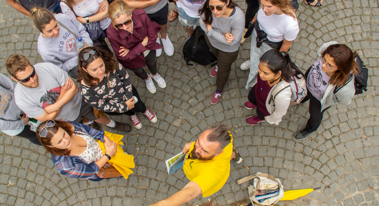 Brujas Completa: Un Día en Brujas | Historias Free Tour Operado por Ambassadors Tours