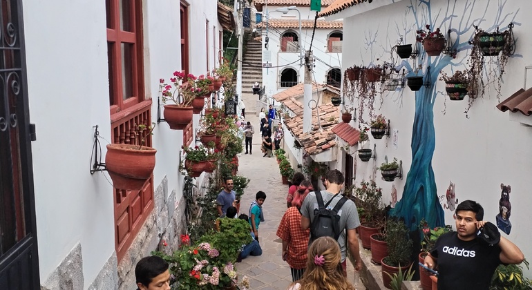 Cusco Free Tour: History, Culture & Local Drinks Peru — #4