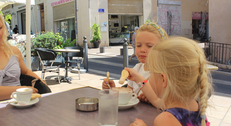 food-tour-with-a-local-expert-in-marseille-en-4