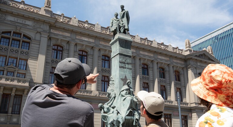 El auténtico free walking tour francés de Santiago