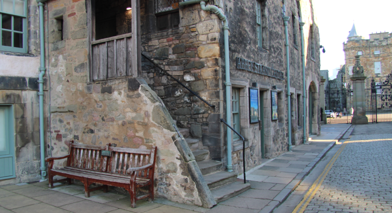 edinburgh-royal-mile-walking-tour-es-1