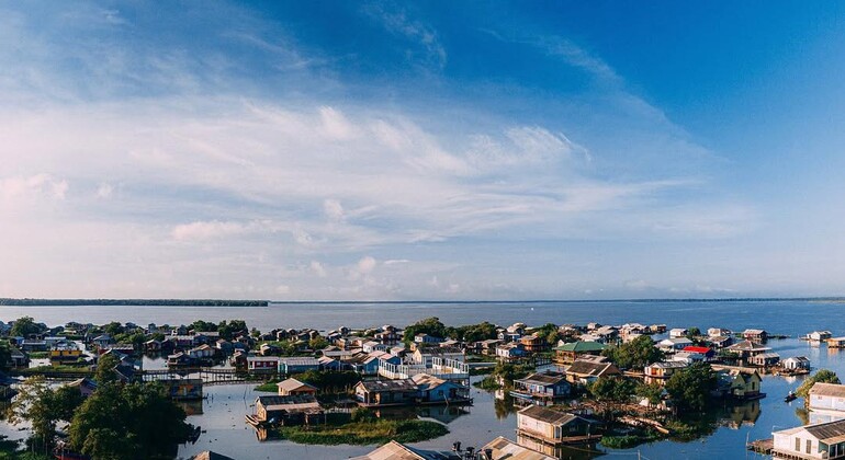 aventura-en-los-pueblos-flotantes-de-colombia-en-1