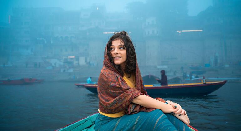 sunrise-in-varanasi-with-ganga-arti-boat-ride-es-3