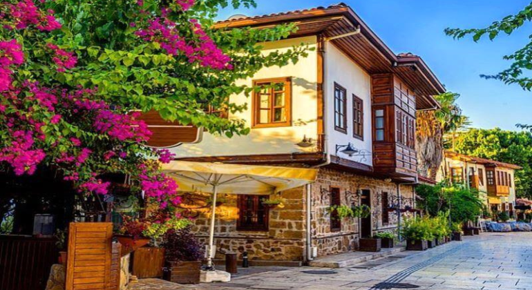antalya-guided-old-town-tour-with-boat-trip-lunch-en-1