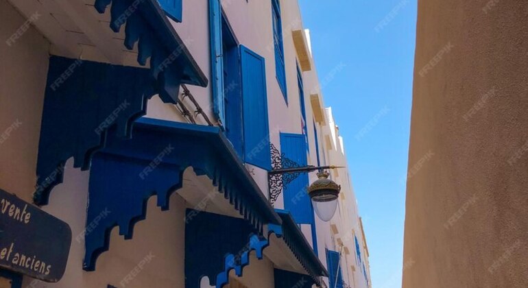 best-things-to-do-in-marrakech-guided-tour-of-souks-landmarks-en-7
