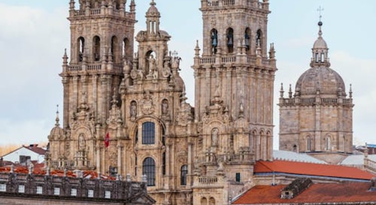 Free Tour Santiago: Descubre la Ciudad del Camino
