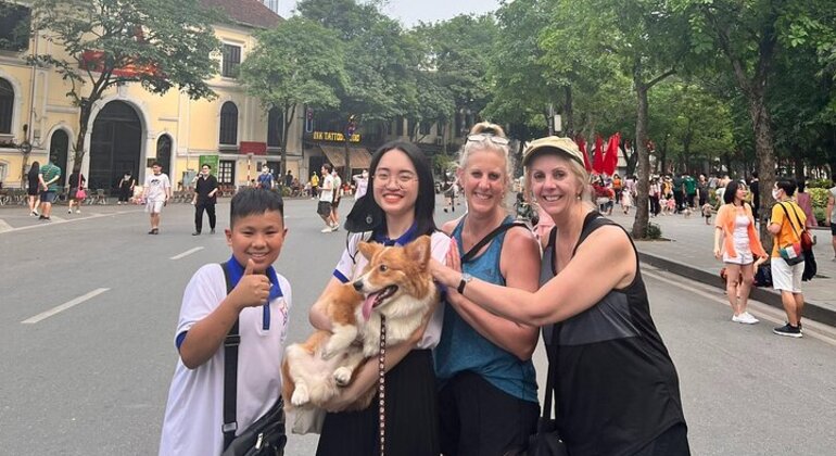 private-walking-tour-of-hanoi-city-en-2