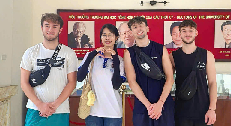 private-walking-tour-of-hanoi-city-en-5