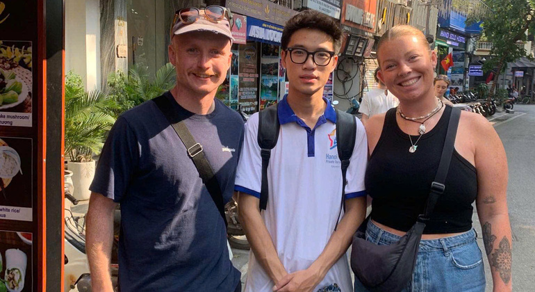 private-walking-tour-of-hanoi-city-en-9