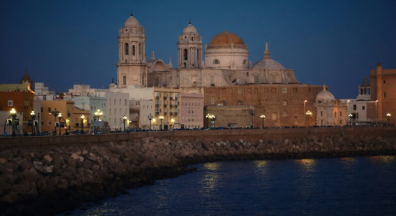 Free Tour of Cádiz by Night
