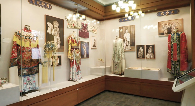 Beijing Hutongs and Lakes Free Tour - China's First  and Original China &mdash; #9