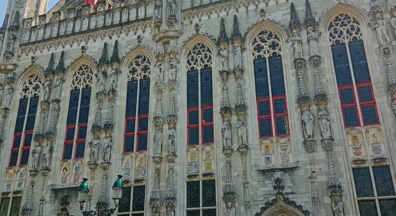 explora-la-brujas-magica-entre-canales-leyendas-es-3