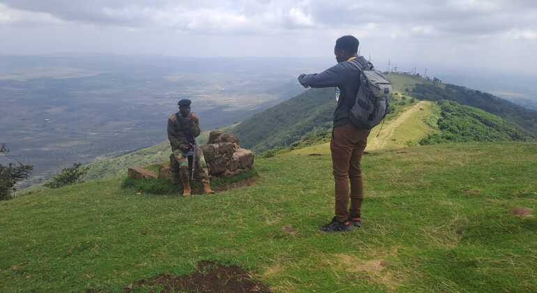 Conquistare le vette: Un'escursione attraverso le colline Ngong da Nairobi Kenya — #9