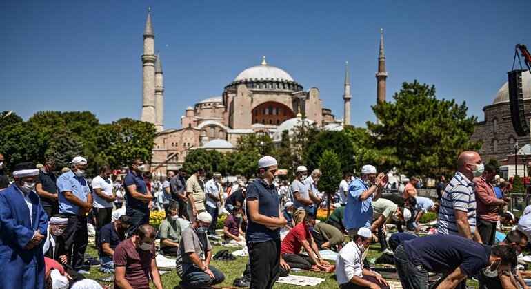 istanbul-social-political-walk-es-1