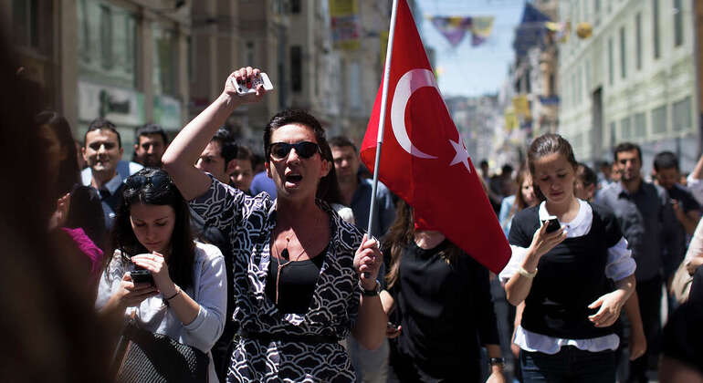 istanbul-social-political-walk-es-5