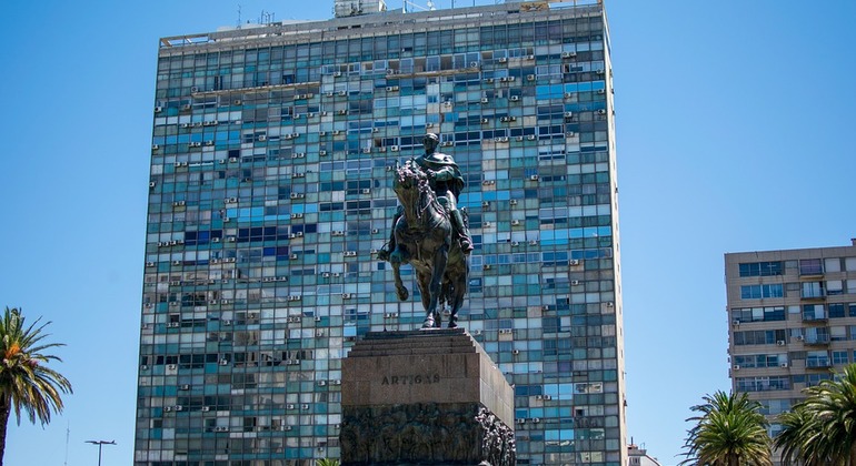 Tour privato di Montevideo Fornito da ANA MARIA