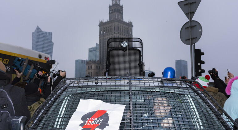 warsaw-social-political-walk-es-14