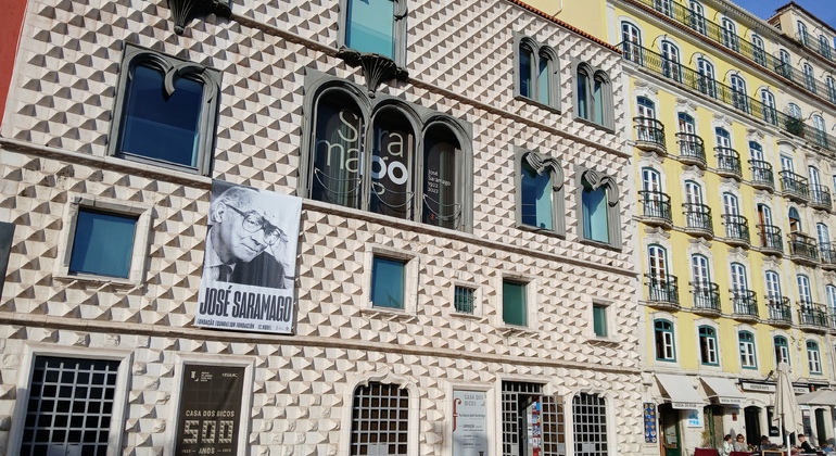 explore-lisbons-baixa-chiado-alfama-on-foot-es-6