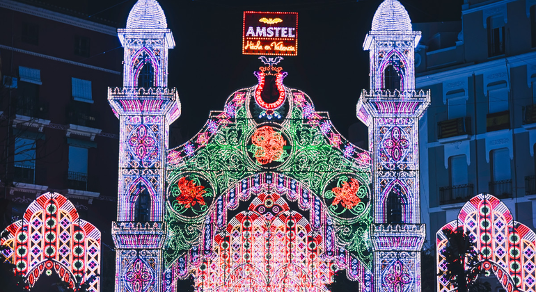 descubre-el-fascinante-mundo-de-las-fallas-en-valencia-es-5