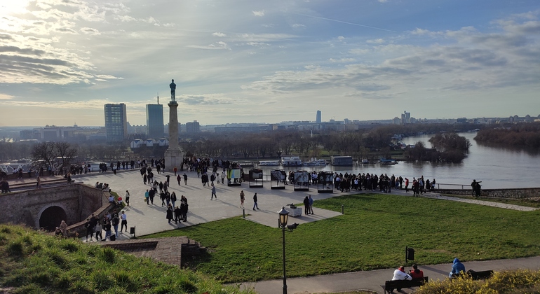 Gran Tour di Belgrado: A piedi e in auto Serbia — #8
