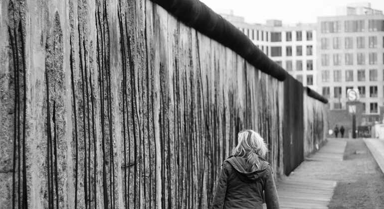 free-tour-del-muro-de-berlin-la-guerra-fria-es-2