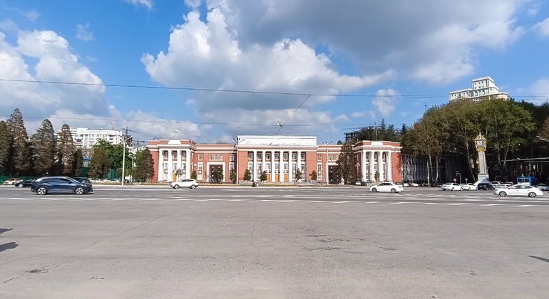 free-walking-tour-in-dushanbe-en-6
