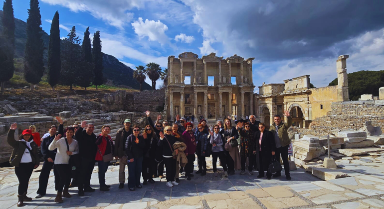 free-tour-of-ancient-ephesus-en-2