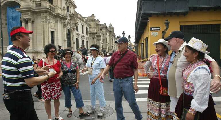 Free Tour Lima: Society, Economy & Culinary Touch plus Catacombs Provided by Secret Food Tour