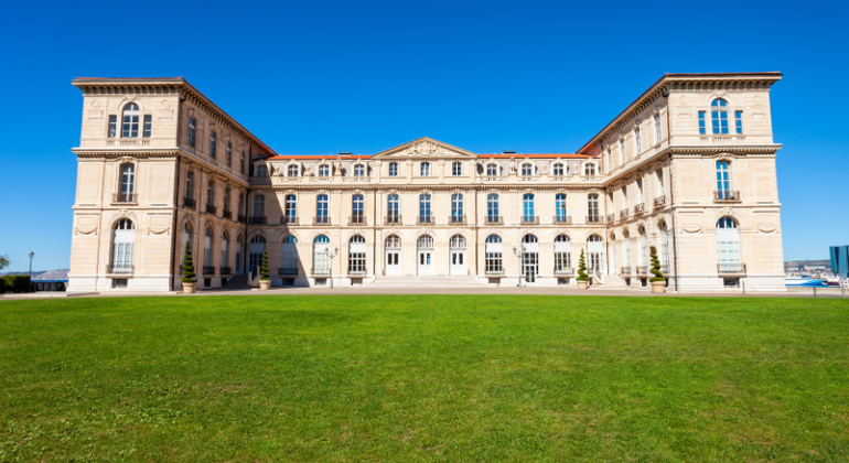 marseille-unveiled-from-old-port-to-pharo-es-5