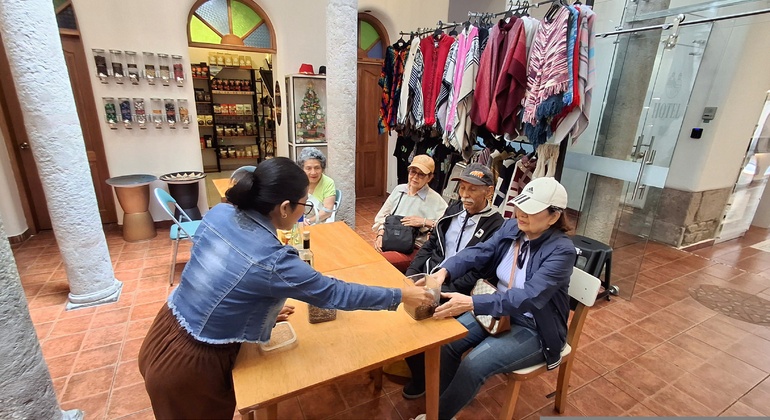 Recorrido por las cúpulas y las cafeterías de Quito Ecuador &mdash; #4