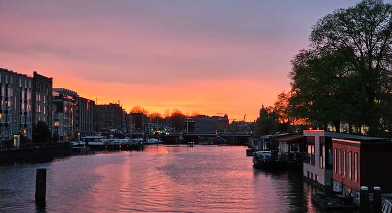Atardecer Mágico por Puentes y Bares de Ámsterdam Países Bajos &mdash; #4