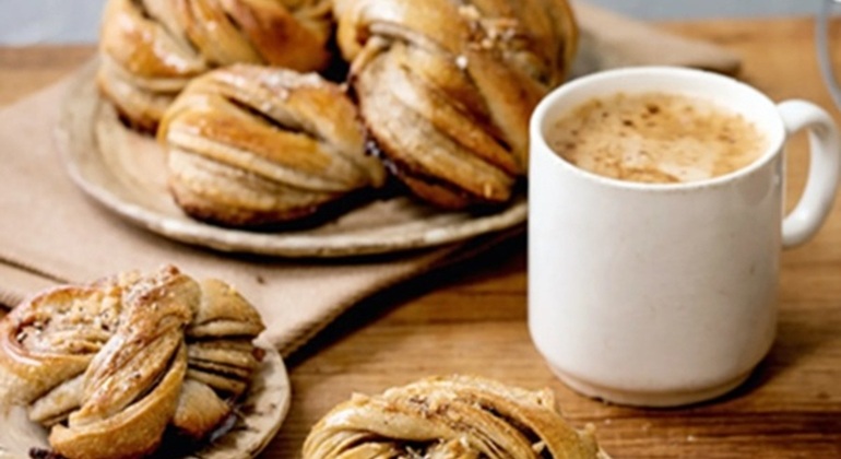 Stockholm Essen Tour: Pelz, Fjord, & Fika Schweden &mdash; #4