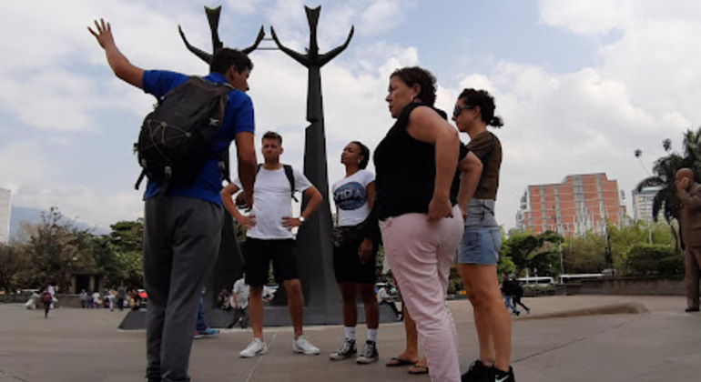 Tour Gratis Medellín: Centro Histórico Colombia — #4