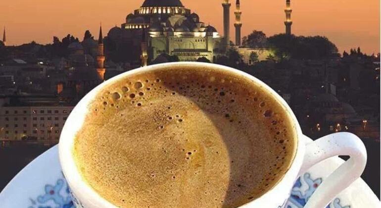 Visita gratuita: Pasea como un lugareño, saborea como un gourmet Turquía — #7