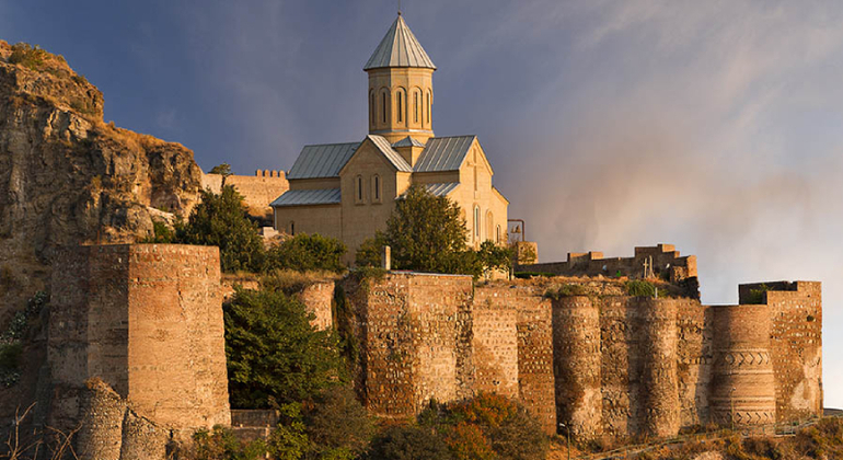 Saborear e passear: Sussurros de Tbilisi Geórgia — #7