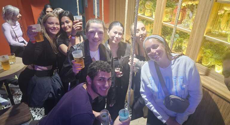 Betrunkener Stier: Kneipentour in Paris Frankreich — #2