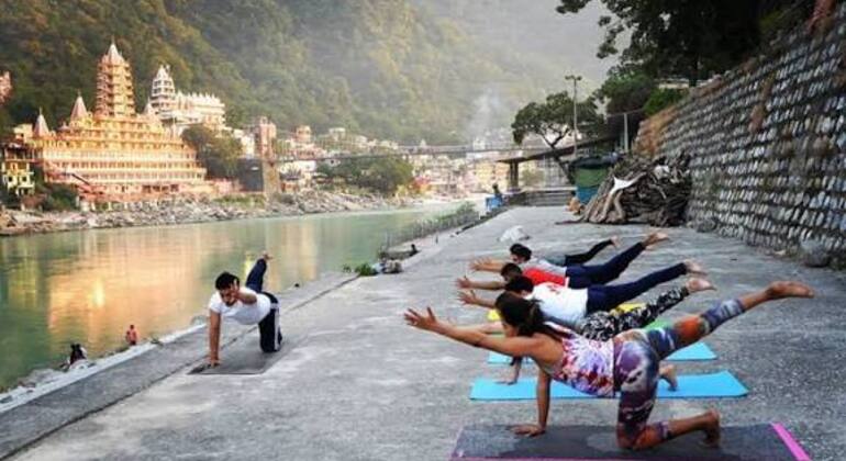 Free Tour of Rishikesh's Iconic Landmarks Provided by Raj Kumar