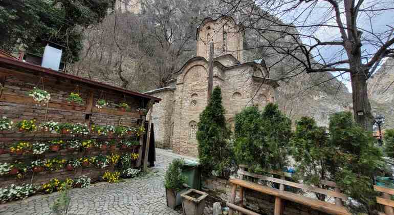 Skopje Tour: Matka-Schlucht, St. Panteleimon-Kirche und Millennium-Kreuz Mazedonien — #13