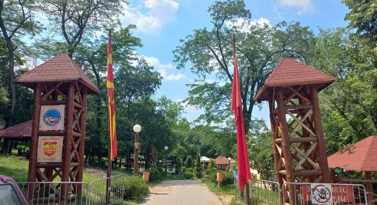 Skopje Tour: Matka-Schlucht, St. Panteleimon-Kirche und Millennium-Kreuz Mazedonien — #15