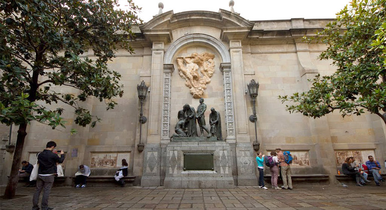 tesoros-de-barcelona-free-tour-del-casco-antiguo-es-6
