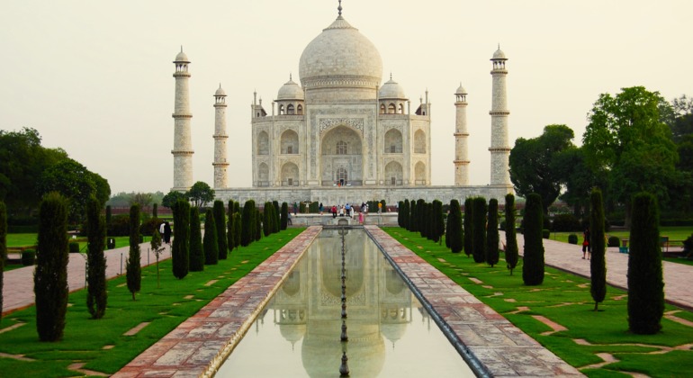 Tour privato del Taj Mahal in auto India — #1