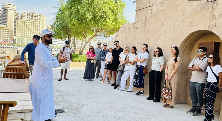Visite de la vieille ville et du quartier historique de Dubaï Émirats arabes unis — #20
