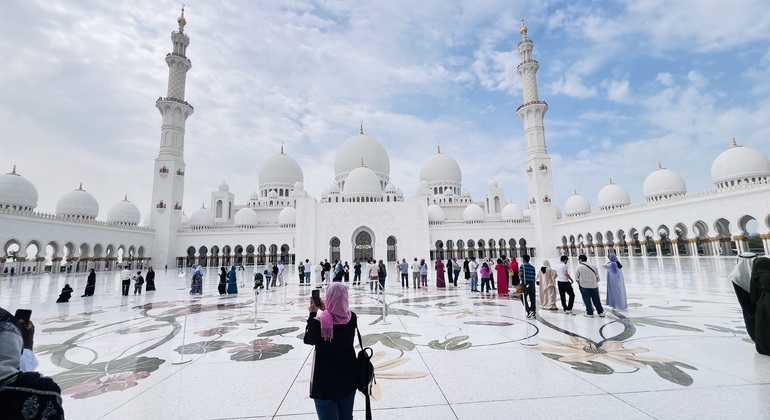 Esplorate Abu Dhabi con un tour di un giorno intero global.countries. — #5