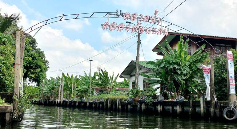 Mercado Flutuante de Banguecoque Comida local autêntica e passeio de barco Tailândia — #17