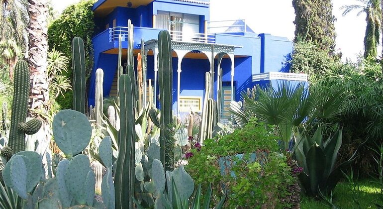 majorelle-garden-berber-museum-tour-en-3